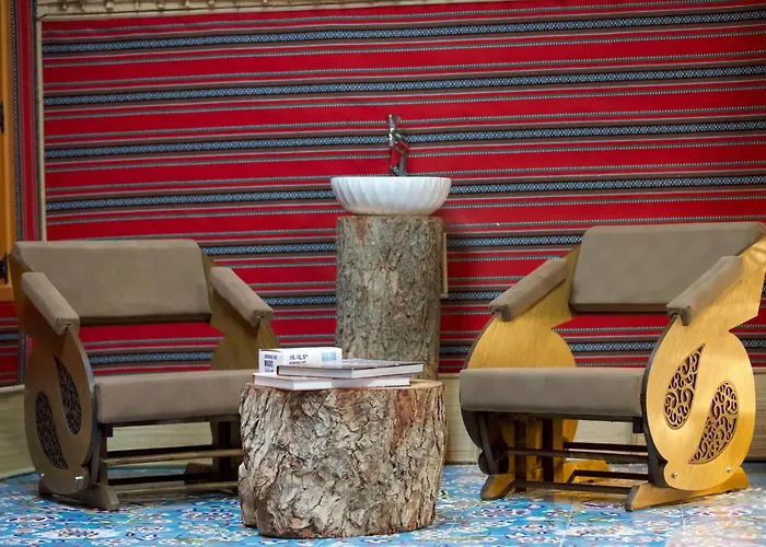 Fort Guesthouse نُزل القلعة
